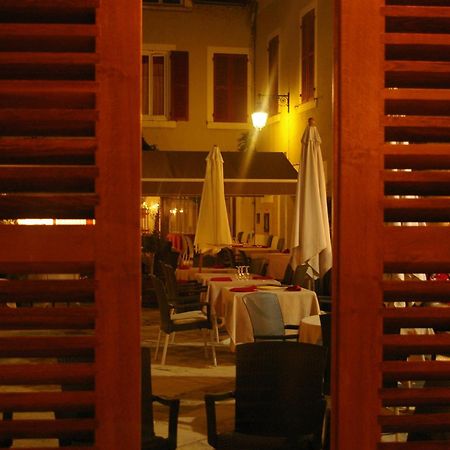 Logis Hotel Le Cheval Noir Argenton Sur Creuse المظهر الخارجي الصورة